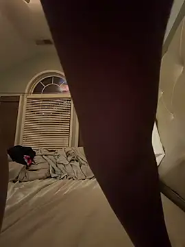 TrustMySoles online show from April 2026 04:32:01 AM