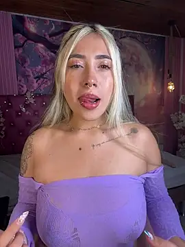 ManuelaVeeleez online show from July 2026 03:23:02 AM