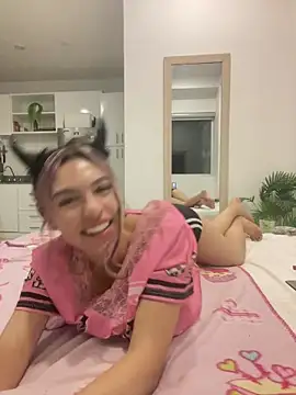 Snapshot of SweetCherry__ chatting on June 2026 02:06:01 AM SweetCherry online show from June 2026 02:06:01 AM