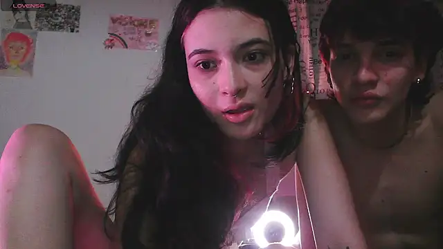 hot moons online show from March 2026 05:46:01 AM