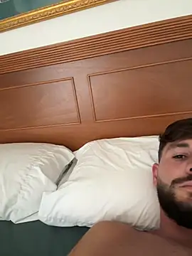 Snapshot of freetom31 chatting on March 2026 05:24:02 AM freetom31 online show from March 2026 05:24:02 AM