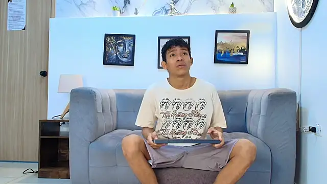 SKINNY BOYXXX online show from March 2026 07:19:02 AM