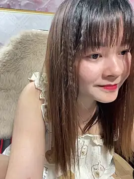 Little Muse78 online show from April 2026 01:41:01 PM