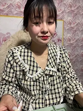 Little Muse78 online show from April 2026 01:42:02 PM