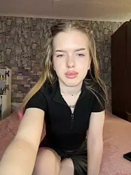 KayShaw online show from March 2026 03:44:02 AM