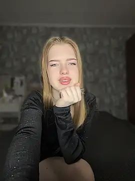 KayShaw online show from April 2026 05:23:01 AM