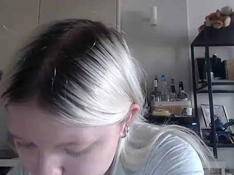 Snapshot of LenaSecret19 chatting on June 2026 05:34:02 AM LenaSecret19 online show from June 2026 05:34:02 AM