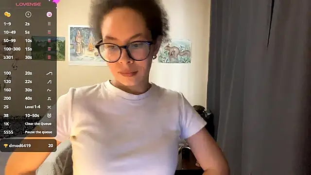 Selena blom online show from March 2026 11:36:01 AM