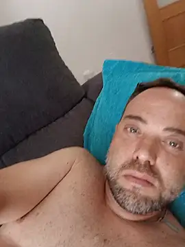 Pelusanchez online show from May 2026 12:02:02 PM
