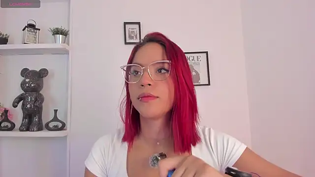 Im Scarlett  online show from April 2026 06:21:01 PM