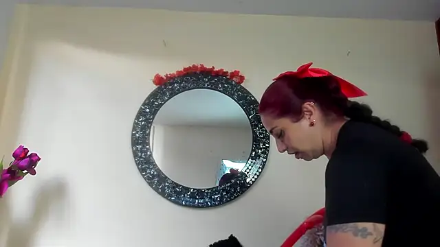 Maye Milf  online show from March 2026 01:05:01 PM