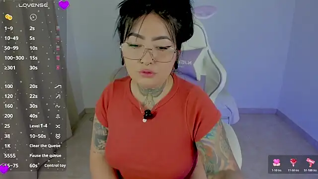 heeyy kitty online show from April 2026 08:10:01 PM