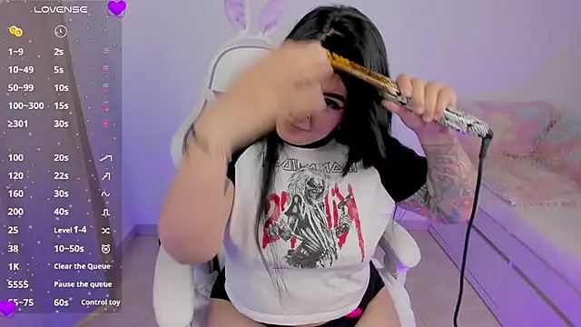heeyy kitty online show from April 2026 02:52:02 PM