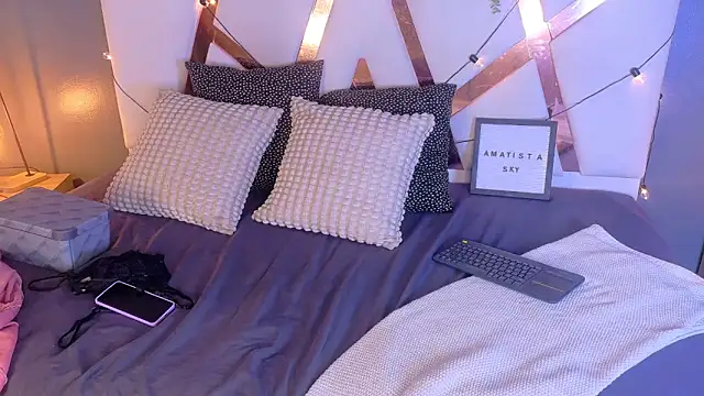 AmatistaSky   online show from April 2026 11:50:02 AM