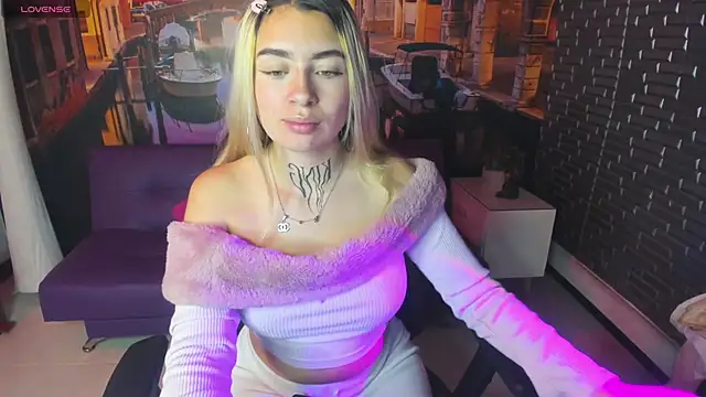 Tamaraa velez online show from March 2026 09:08:01 PM