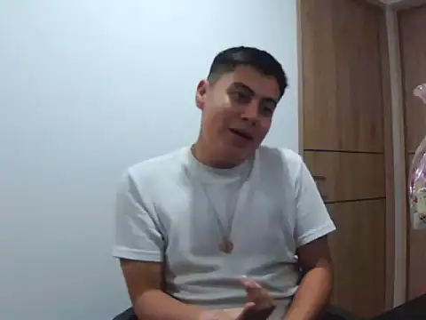 Snapshot of andres_rivera chatting on March 2026 03:12:02 AM andres rivera online show from March 2026 03:12:02 AM