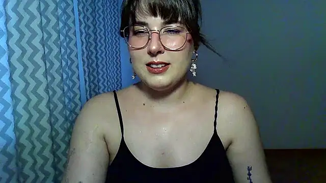 ClaraHard online show from June 2026 06:30:01 PM