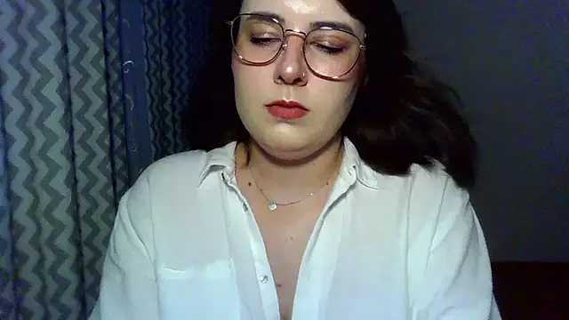 ClaraHard online show from July 2026 06:40:02 PM
