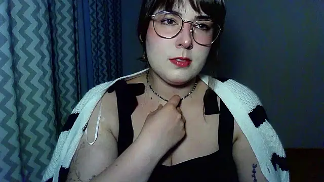 ClaraHard online show from July 2026 06:43:02 PM