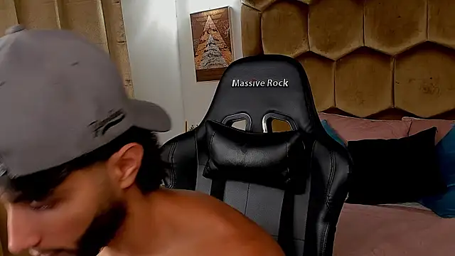 Emmet CollinsJS online show from April 2026 05:49:02 AM