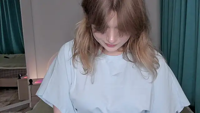 Snapshot of JennyHardy chatting on July 2026 01:51:01 PM JennyHardy online show from July 2026 01:51:01 PM