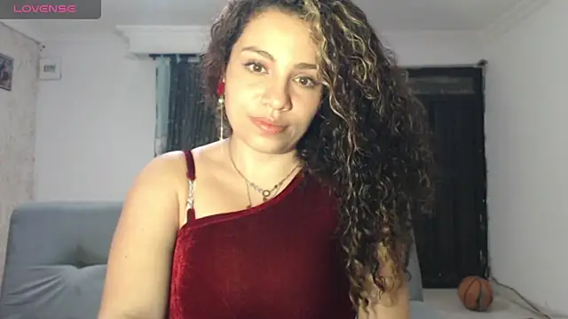 Snapshot of melany_montenegro chatting on May 2026 07:13:01 AM melany montenegro online show from May 2026 07:13:01 AM