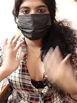 Sunitha28 online show from March 2026 05:45:01 PM