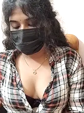 Sunitha28 online show from April 2026 04:12:01 PM