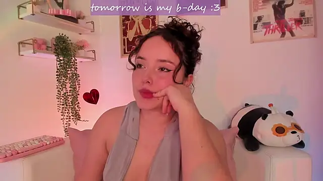 Snapshot of Ally_belle chatting on July 2026 12:10:02 AM Ally belle online show from July 2026 12:10:02 AM