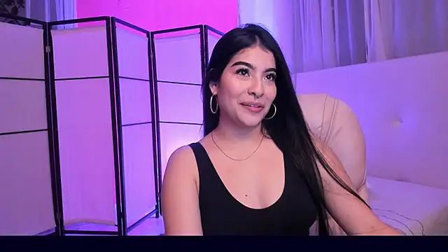 Snapshot of HannaLee333 chatting on March 2026 12:06:02 AM HannaLee333 online show from March 2026 12:06:02 AM
