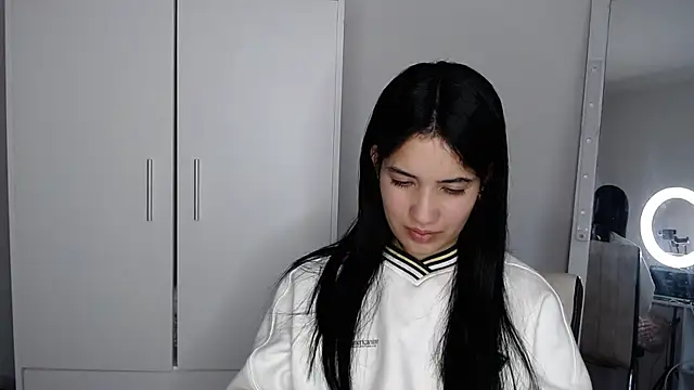 Lucy engel online show from May 2026 01:40:02 PM