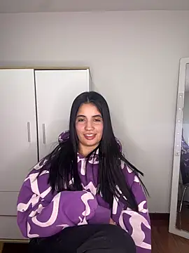 Lucy engel online show from May 2026 01:57:16 AM