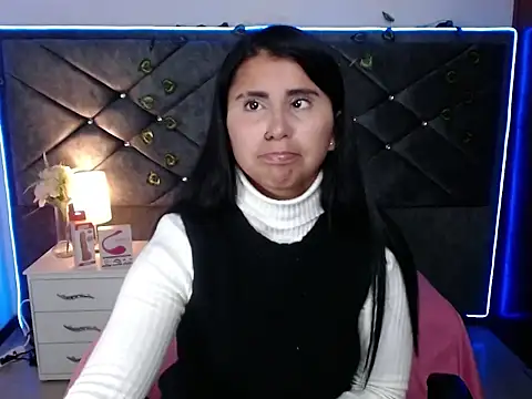 Snapshot of Alisha_Gamskar13 chatting on April 2026 01:04:01 PM Alisha Gamskar13 online show from April 2026 01:04:01 PM