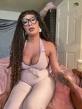 Riasvenenoo online show from April 2026 06:10:01 PM