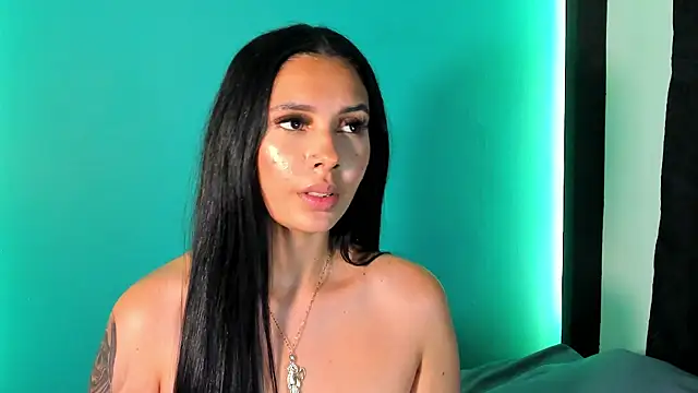 Snapshot of Emma_AH chatting on April 2026 05:30:01 PM Emma AH online show from April 2026 05:30:01 PM
