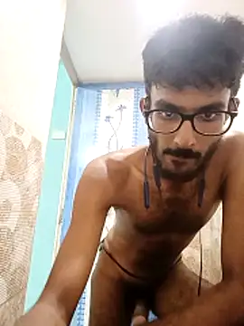 manikanda64 online show from May 2026 05:40:02 PM