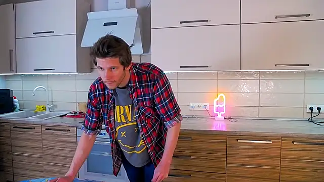 Eddie Baker online show from April 2026 07:27:02 PM