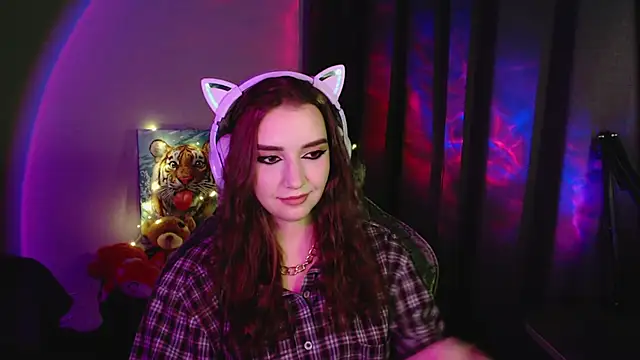 Celia Sensual  online show from June 2026 07:38:02 PM