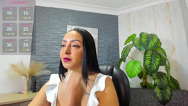 shirley taylor  online show from March 2026 11:33:02 AM