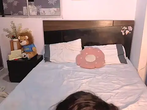 kronysmith30 online show from April 2026 05:19:01 AM