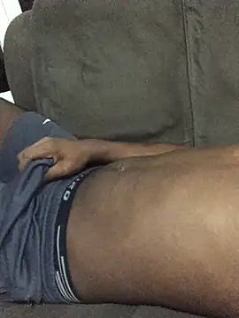 Snapshot of Henriqueamoror chatting on March 2026 03:45:02 AM Henriqueamoror online show from March 2026 03:45:02 AM