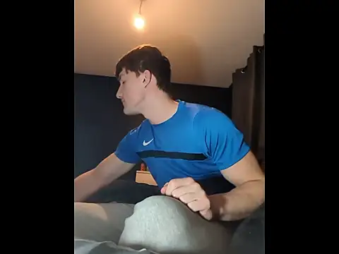 HornyKing2969 online show from April 2026 09:50:01 PM