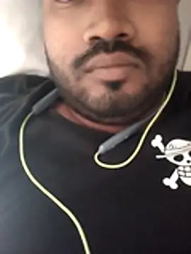 DjWaleBabu01 online show from April 2026 11:46:02 AM