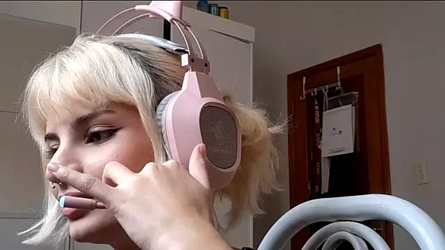 JustinCerqueira online show from March 2026 04:13:02 PM