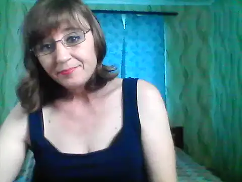 Snapshot of Alisaprice077 chatting on June 2026 08:42:01 AM Alisaprice077 online show from June 2026 08:42:01 AM