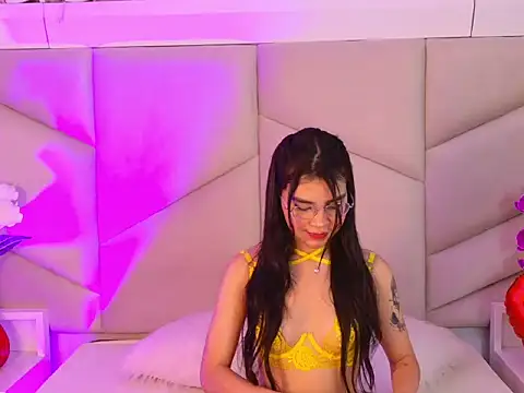 OliviaDiaz online show from March 2026 08:13:02 PM