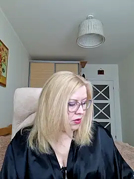 JanieLight53 online show from April 2026 01:12:01 PM