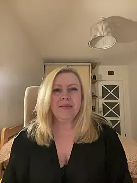 JanieLight53 online show from June 2026 08:53:02 PM