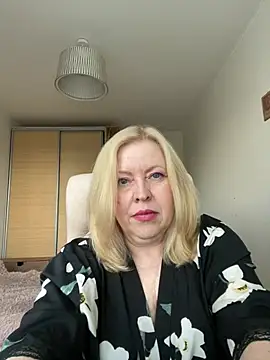 JanieLight53 online show from July 2026 05:04:02 PM