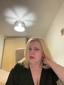 JanieLight53 online show from July 2026 08:15:02 PM